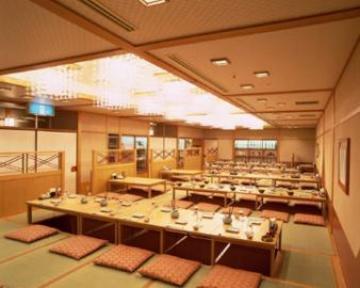Shinjuku Washington Main 4*